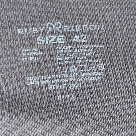 Lace Cami Black - Picture 8 of 9